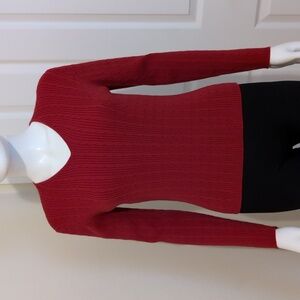 Ann Taylor RED Cable Knit Cotton Blend Long Sleeve V-neck Sweater SzM EUC